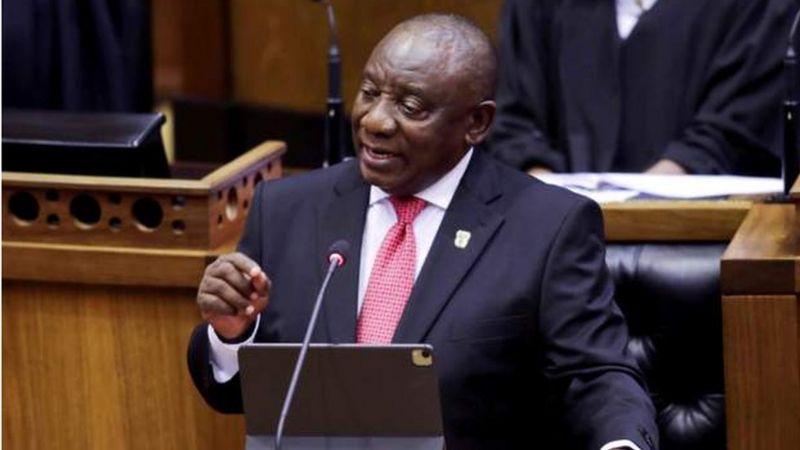Perezida Ramaphosa yabuze Ipad yarimo ijambo yagombaga kuvuga benshi bacika ururondogoro