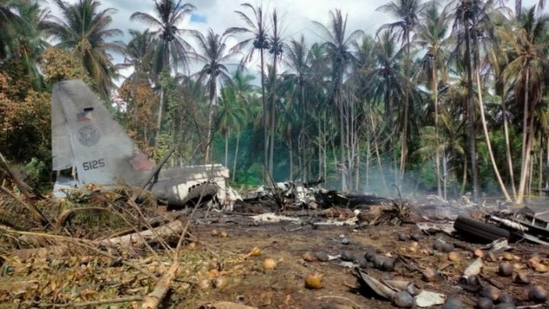 Philippines: Abapfiriye mu mpanuka y'indege ya gisirikare bageze kuri 45 