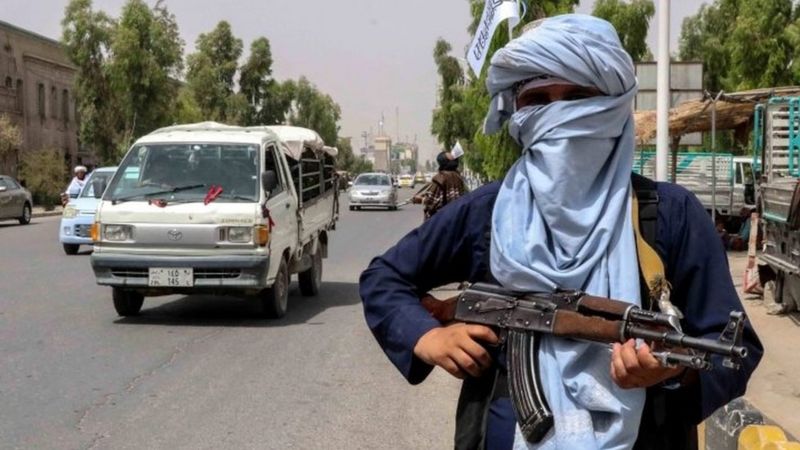 Afghanistan: Aba Taliban 'barimo guhiga abantu umuryango ku wundi'-Raporo ya UN