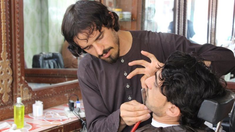 Afghanistan: Aba Taliban babujije abogoshi bo mu ntara ya Helmand kudaconga ubwanwa