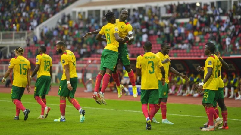 AFCON 2021: Cameroon irimo guhatira abakozi ba leta kujya kureba imikino