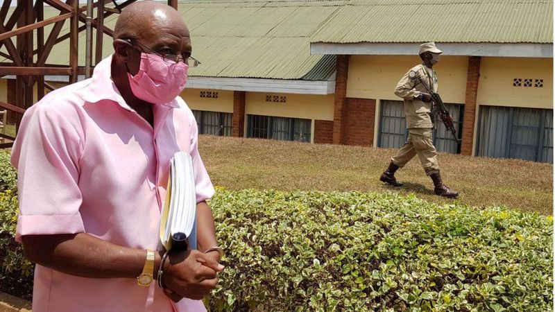 Perezida Kagame yahishuye ikintu gikomeye cyatuma Rusesabagina arekurwa