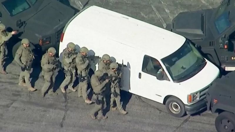 US:Umusaza wo muri Aziya arakekwaho kwica abantu 10 abarashe