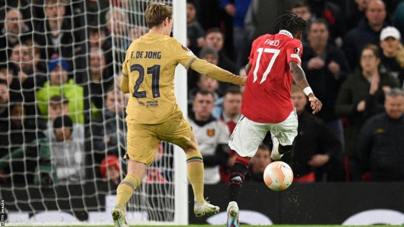 Manchester United yasezereye rugikubita FC Barcelona muri Europa League