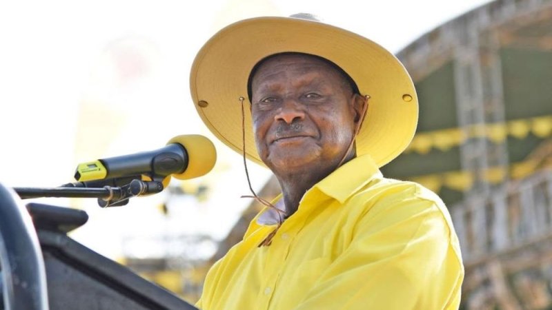 Perezida Museveni yasabye Afurika gukiza isi ubutinganyi