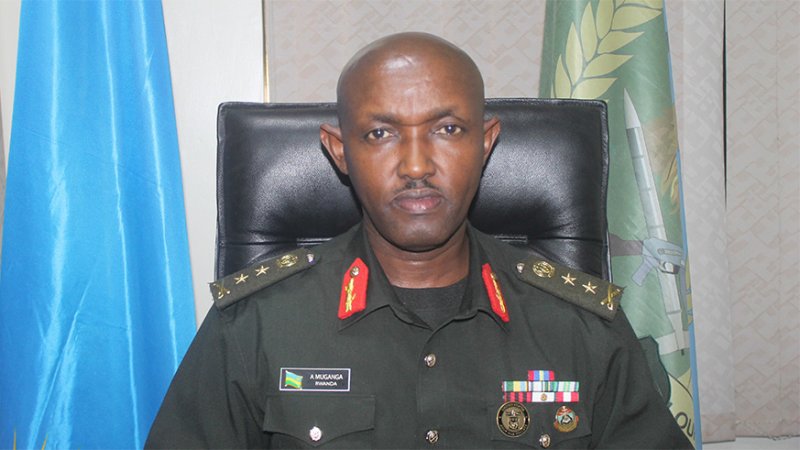 Jenerali wayoboye Urwego rw'Ubutasi n'Uwayoboye Inkeragutabara birukanwe muri RDF
