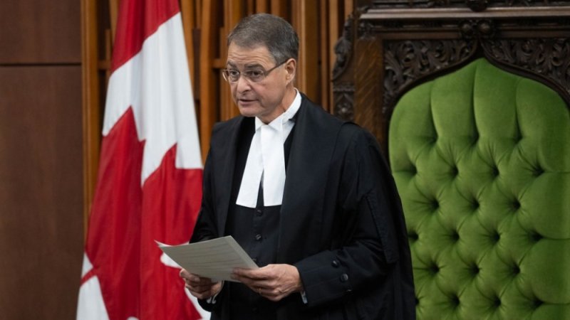Umuyobozi ukomeye muri Canada yeguye nyuma yo kumvikana yita intwari uwakoranye n'aba-Nazi