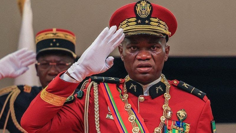 Gabon: Uwahiritse ubutegetsi yanze umushahara uhabwa Perezida