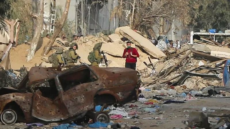 Israel irashinjwa gusenyeraho ishuri impunzi nyinshi zari zarihungiyemo
