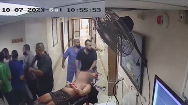 Israel yashyize hanze videwo yerekana Hamas ijyanye abo yashimuse mu bitaro byo muri Gaza
