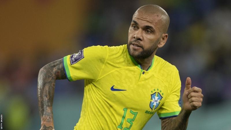 Dani Alves yasabiwe gufungwa imyaka icyenda kubera ibyaha ashinjwa