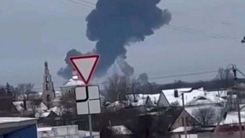 Uburusiya na Ukraine biri gushinjanya kurasa indege yari itwaye imfungwa