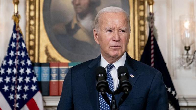 Perezida Biden yutse inabi abakoze raporo ivuga ko afite ibibazo by'izabukuru no kwibuka