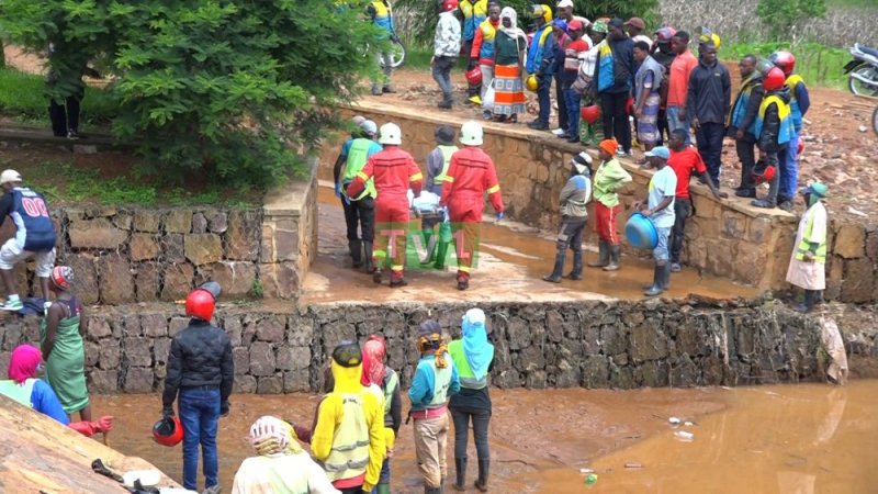 Kigali: Abantu 4 babonetse muri ruhurura bapfuye hakekwa imvura nyinshi