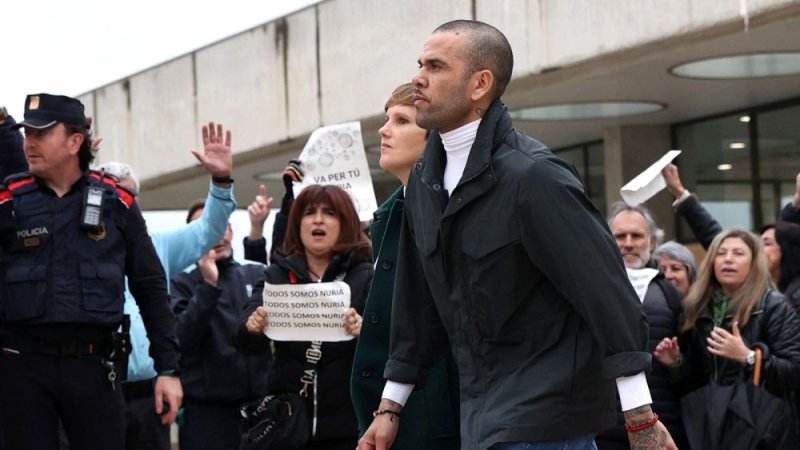 Dani Alves yasohotse muri gereza nyuma yo gutanga akayabo nk'ingwate