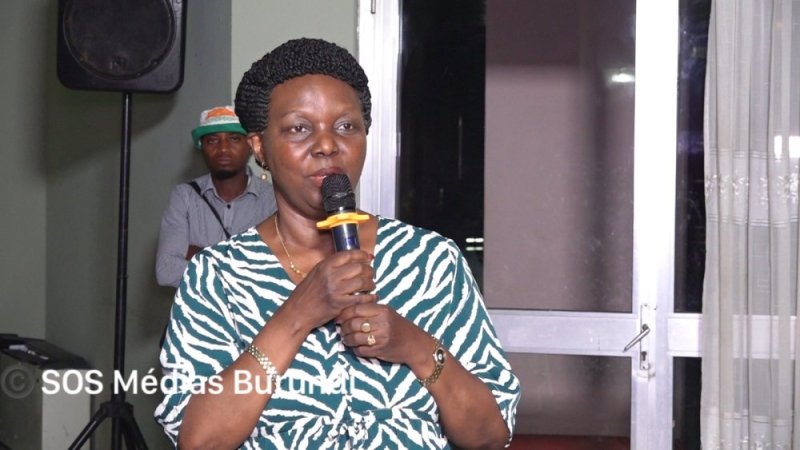 Umugore wa Perezida Ntaryamira wapfanye na Habyarimana yahishuye uko umwavoka wabo yariye impozamarira bahawe ku rupfu rwe