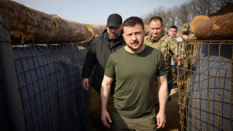 Ukraine igiye gutsindwa urugamba kubera gushirirwa n'intwaro