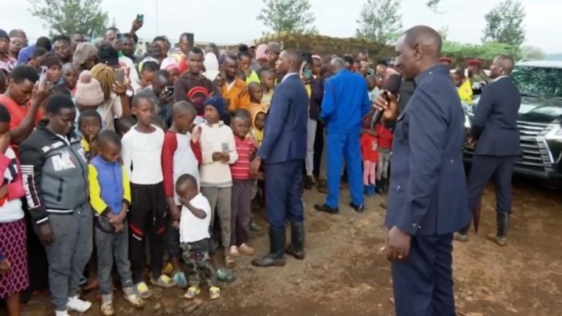 Perezida Ruto yemeye gusengera abaturage babimusabye nyuma yo kuzahazwa n'ibiza