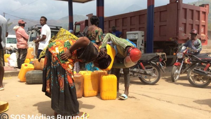 Abanyekongo bakomanyirije Abarundi bajyaga gushaka lisansi iwabo
