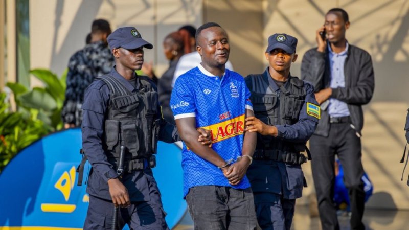 Yatawe muri yombi kubera kwanga guhaguruka mu mwanya w'abafite ubumuga