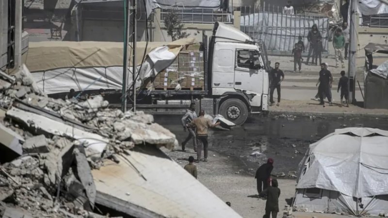 Abanya-Palestina bagera kuri 24 bapfiriye mu bitero bya Israeli