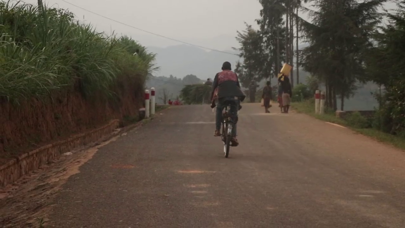 Gakenke: Abakoresha umuhanda wa Buranga–Kamubuga–Base barifuza imodoka zibatwara