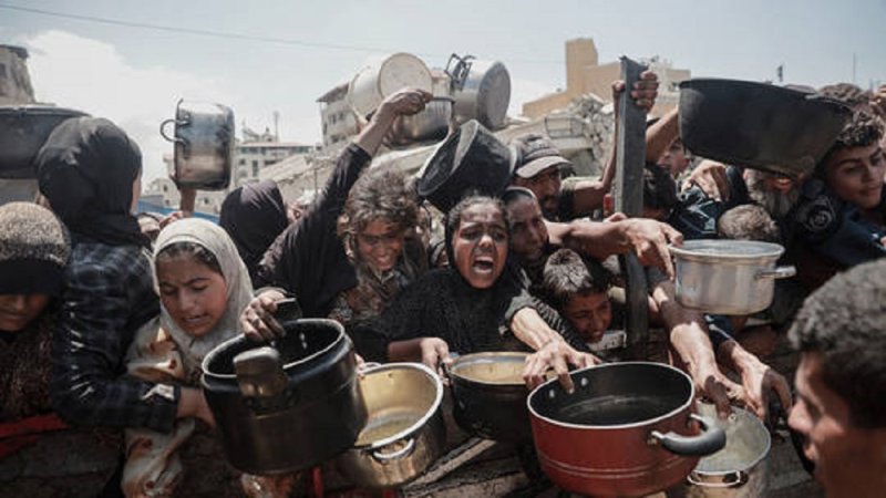 Israel yasabwe korohereza imodoka zitwara ibiribwa bijyanwa muri Gaza