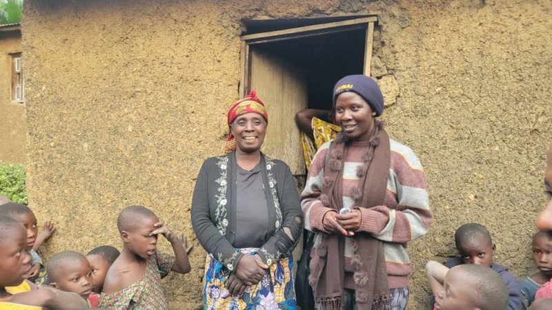 Itangishaka Claudine wakiniye She-Amavubi yaremeye umuryango utishoboye