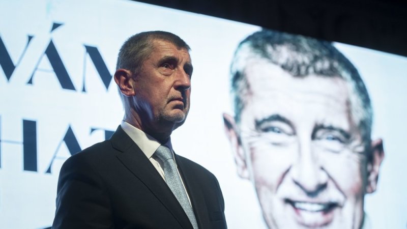 Andrej Babis wabaye Minisitiri w'Intebe wa Tchèque yakubiswe inkoni y'icyuma mu mutwe