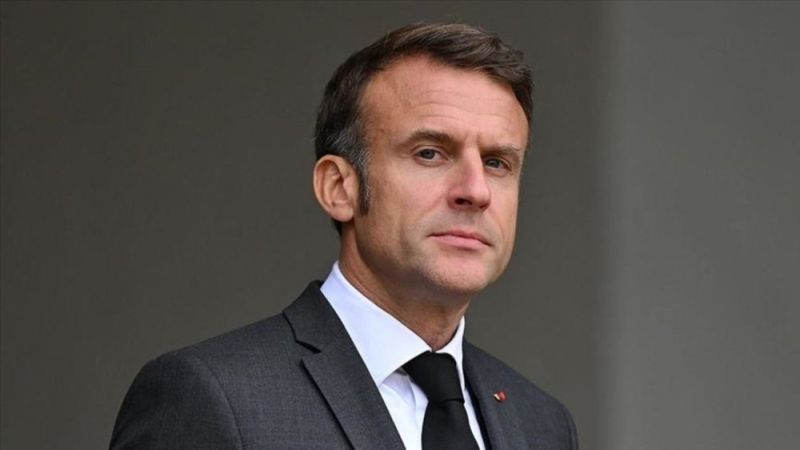 Perezida Macron yamaganye abakomeje kwibasira umucamanza wakatiye Sarkozy gufungwa