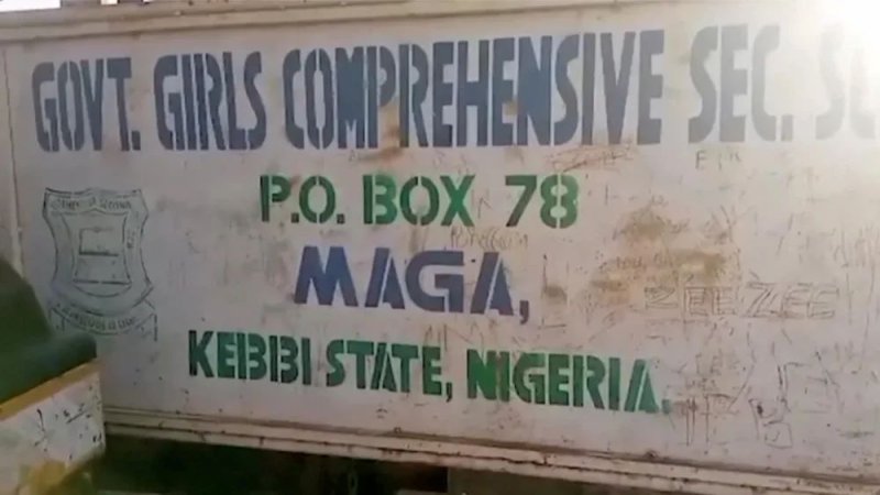 Abanyeshuri 24 bari barashimuswe basubijwe imiryango yabo