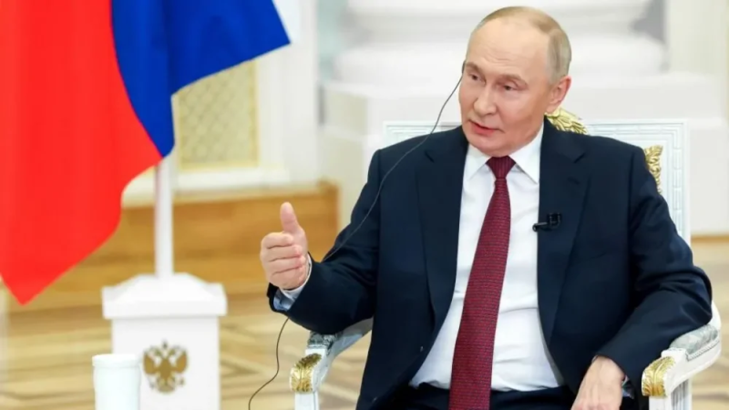 Putin yiziritse kuri Donbas ya Ukraine