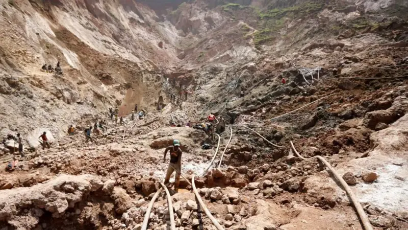 DR Congo: Abacukuzi 11 bapfiriye mu ihirima ry'ikirombe cya Tilwizembe