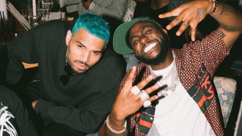 Davido yateguje Album nshya azakorana na Chris Brown n'ibitaramo bizenguruka Isi