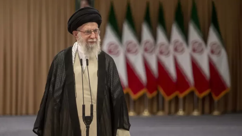 Ayatollah Khamenei agiye gushyingurwa nyuma y'amezi hafi atanu yishwe