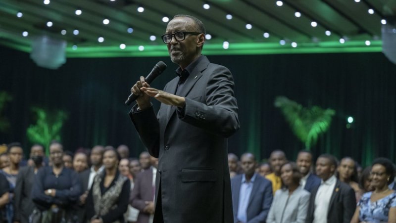 Perezida Kagame yagaragarije Abanyarwanda icyo bakwiriye gukora muri 2023