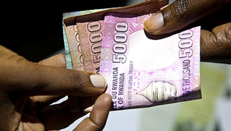 Rubavu: Umushoferi yafashwe aha umupolisi ruswa ya 2000 Frw