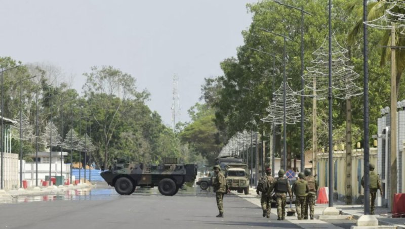 Benin: Leta yatangiye guta muri yombi bamwe mu bashatse guhirika ubutegetsi umugambi ukabapfubana