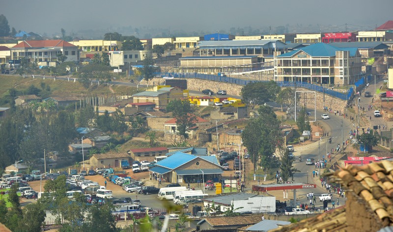 Ruhango: Umugore yariwe akayabo n'ikiryabarezi arasara amenagura ibirahuri by'inzu gikinirwamo