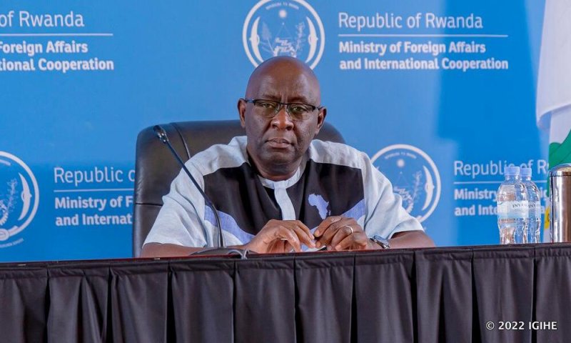 "Umutekano w'abaturage urindiwe ku butaka, mu mazi, urindiwe no mu kirere"- Mukuralinda