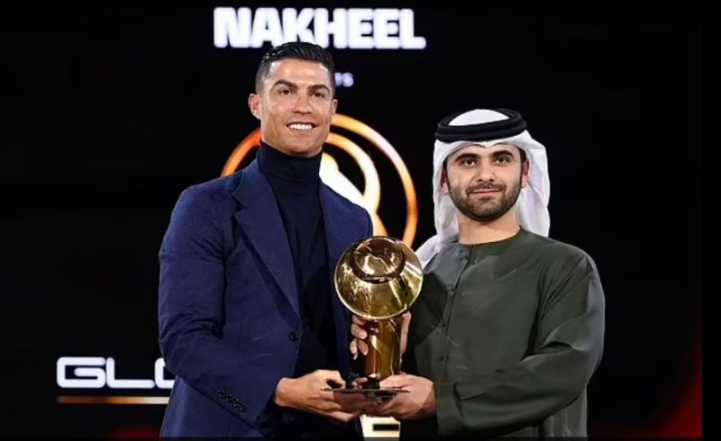 Cristiano Ronaldo yatunguye benshi kubera igihe yavuze ko azasezereraho ruhago