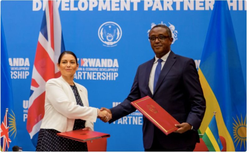 U Rwanda rwavuze ku masezerano yarwo n'u Bwongereza ku kohereza abimukira yahagaritswe