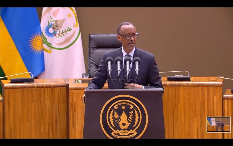 Perezida Kagame yavuze ko kutagaruka muri Guverinoma bidasobanuye kwirukanwa