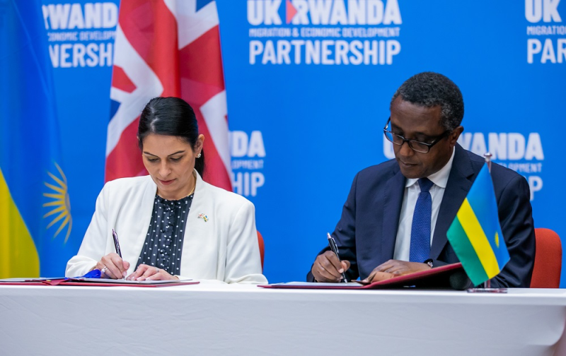 U Rwanda rwajyanye u Bwongereza mu rukiko kubera guhagarika amasezerano y'abimukira