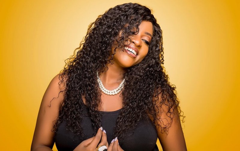 Aline Gahongayire yatangije amarushanwa azasiga akoreye indirimbo umunyempano