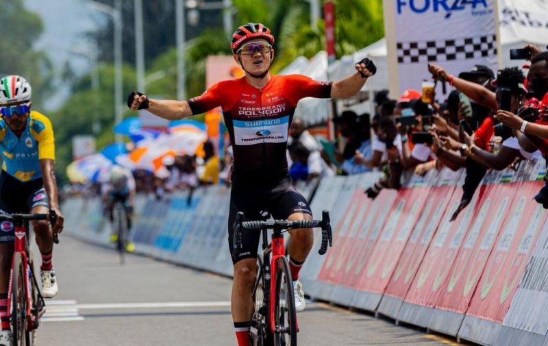 Umunya-Ukraine Budiak yegukanye agace ka gatandatu ka Tour du Rwanda 2022 Musanze-Kigali 