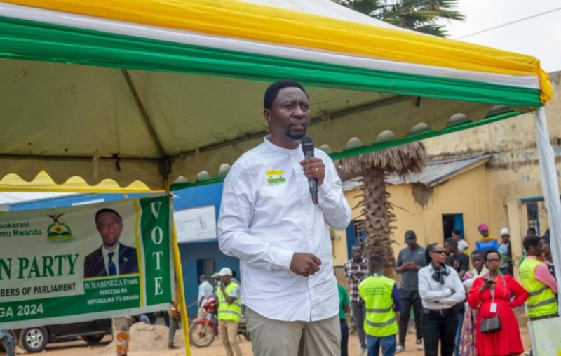 Dr. Frank Habineza yavuze uburyo azaca icyo yita umuco wo gufungwa ku maherere