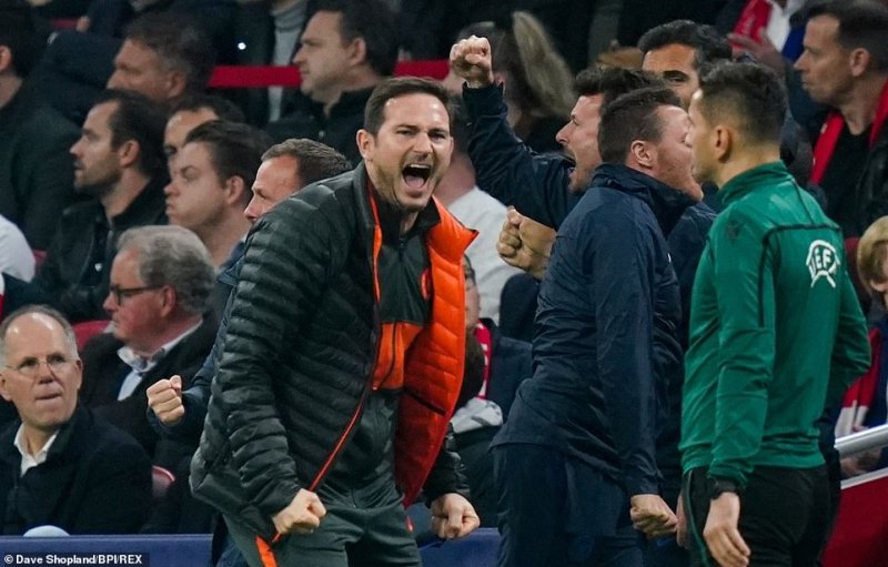 Frank Lampard agiye kugaruka mu kazi ko gutoza vuba