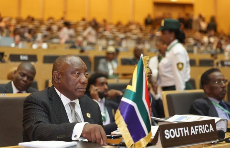 Perezida Ramaphosa yasabye umuryango wa Afurika yunze ubumwe gufatanya mu kugarura amahoro mu karere