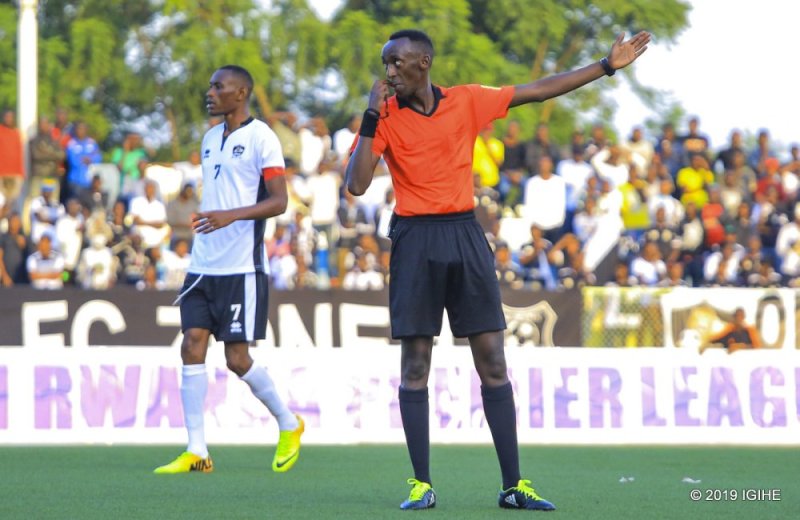 Umukino wa APR FC na POLICE FC wahawe umusifuzi mpuzamahanga 
